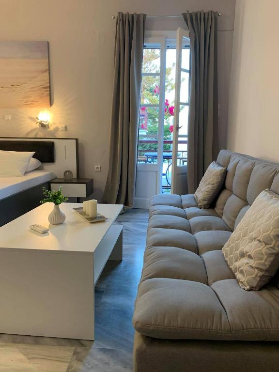 Posezení v ubytování Akrogiali Hotel