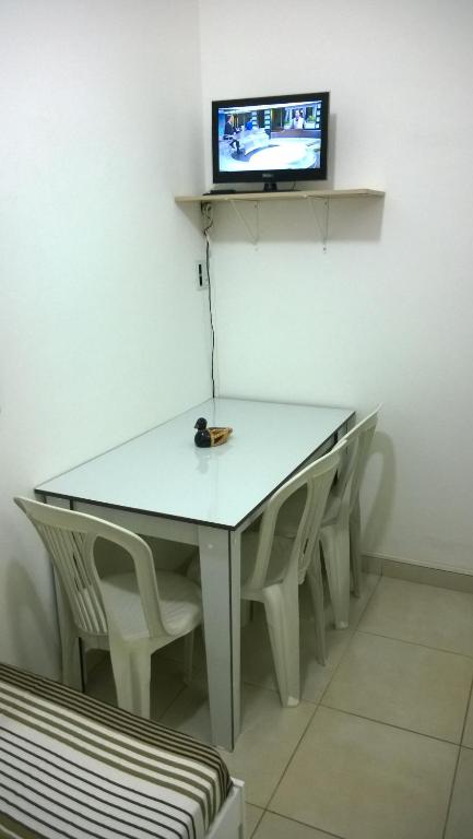  STUDIO QUADRA PRAIA COPACABANA (POSTO 05)