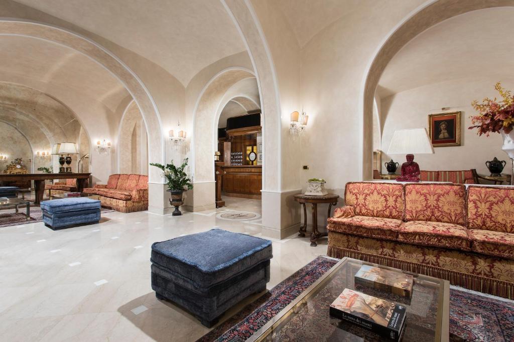 Marcella Royal Hotel - Rooftop Garden - Resim 36