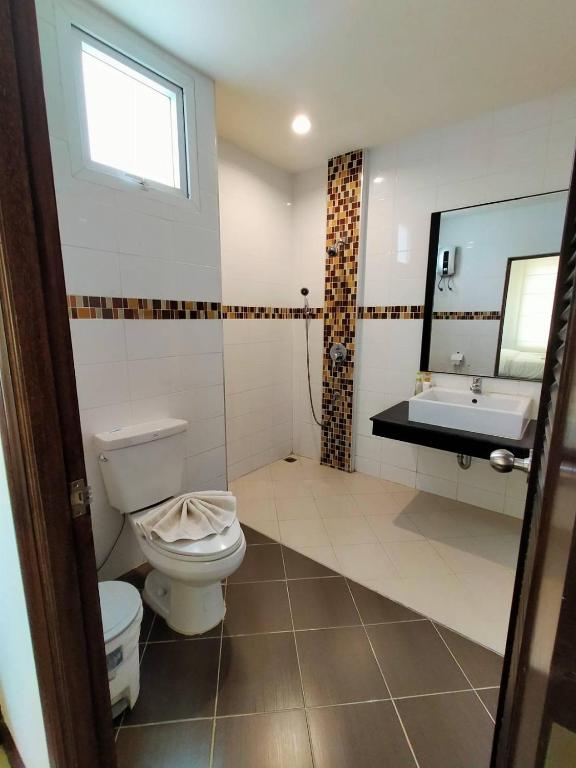 K.M. House - Resim 14