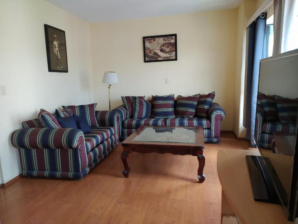 Posezení v ubytování Hotel Florencia Regency