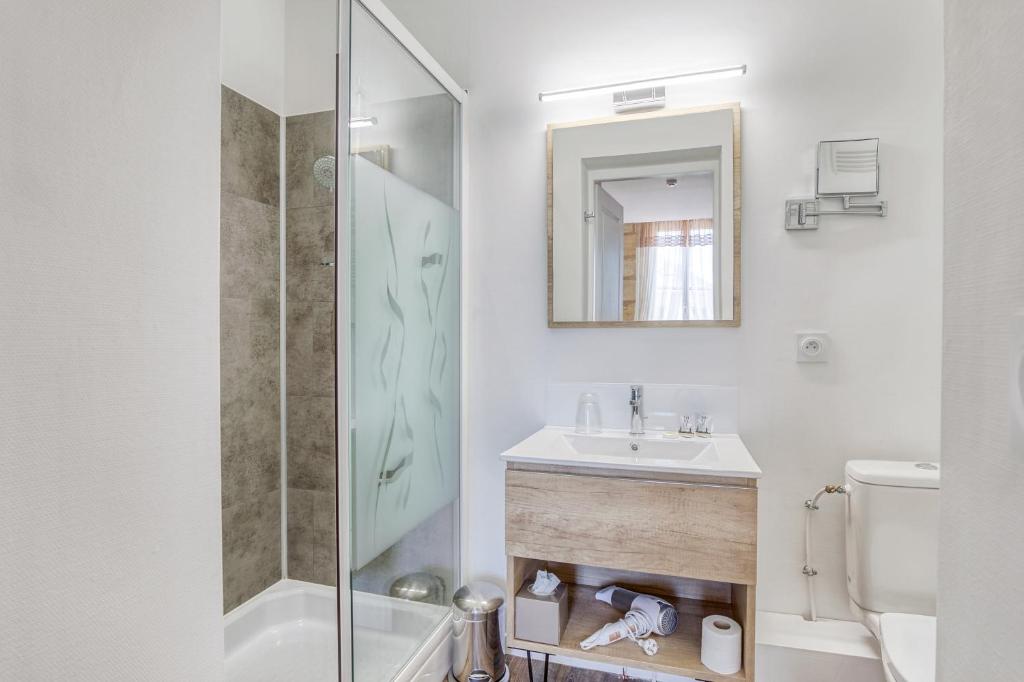 Hôtel des Voyageurs Centre Bastide - 6