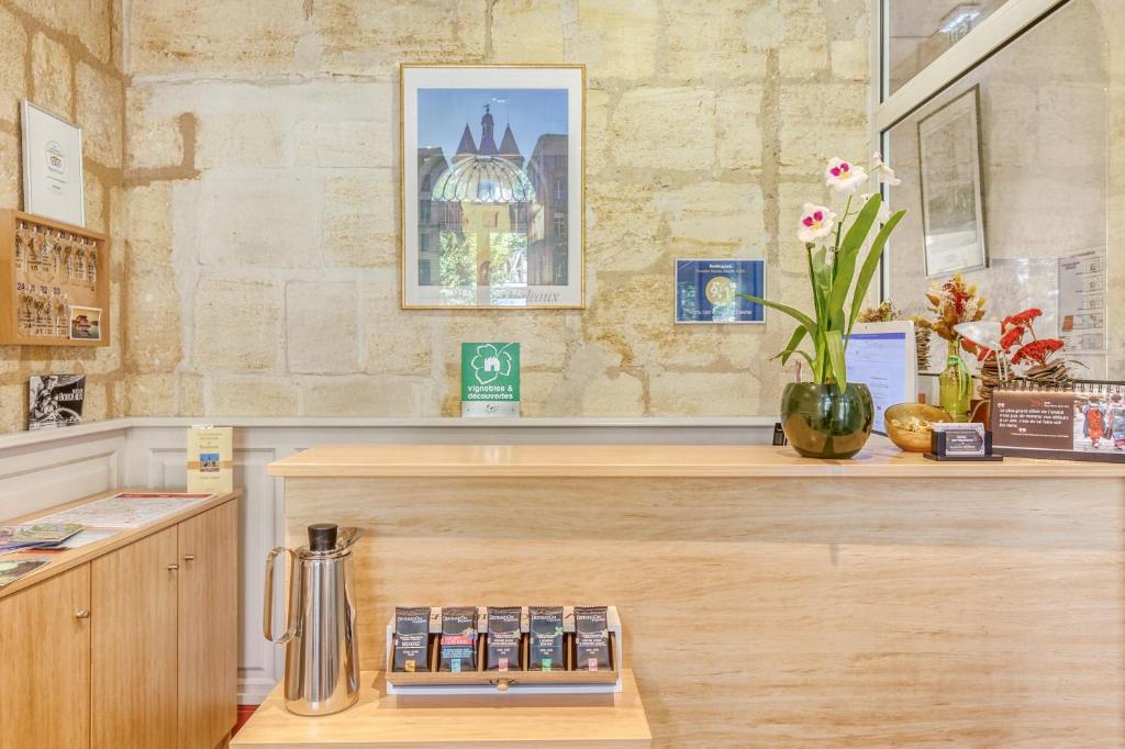 Hôtel des Voyageurs Centre Bastide - 16