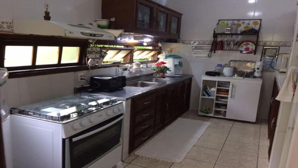  Casa linda com lazer completo e wi-fi em Riviera