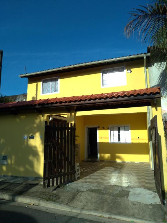  Casa no centro de Bertioga