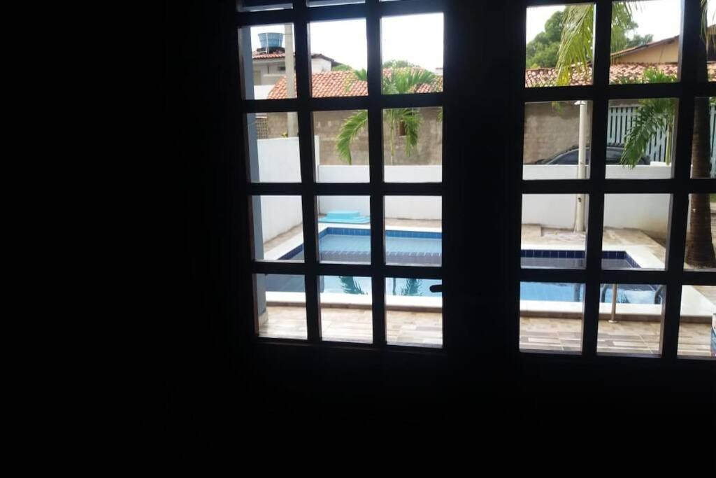  Casa em Cond. Fechado Frente Mar nos Carneiros