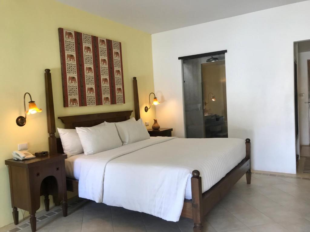 Ao Nang Colors Hotel - Aonang Beach
