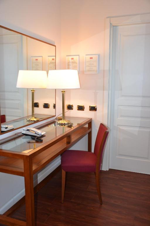 Zdjęcie z galerii obiektu Delta Hotel Apartments w mieście San Donato Milanese