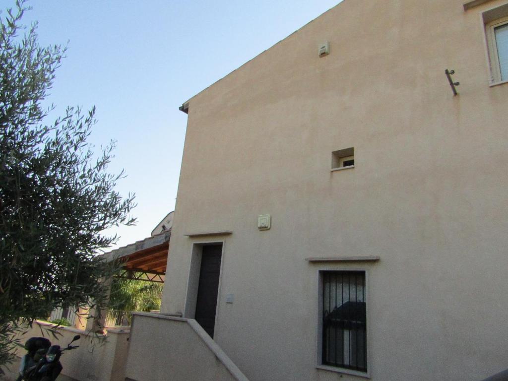 Budynek, w którym mieści się apartament
