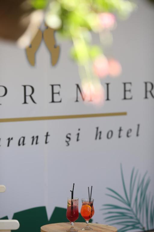 Certifikát, hodnocení, plakát nebo jiný dokument vystavený v ubytování Le Premier