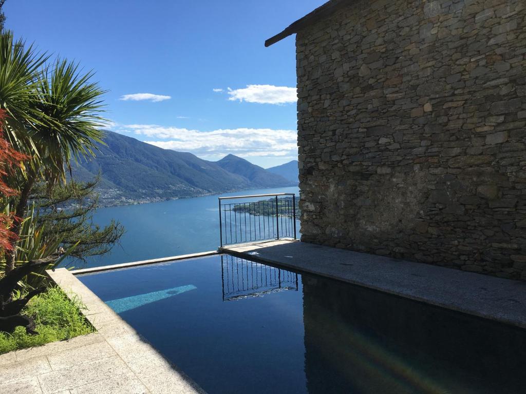 Rustico RESA: Brione sopra Minusio - отзывы и видео