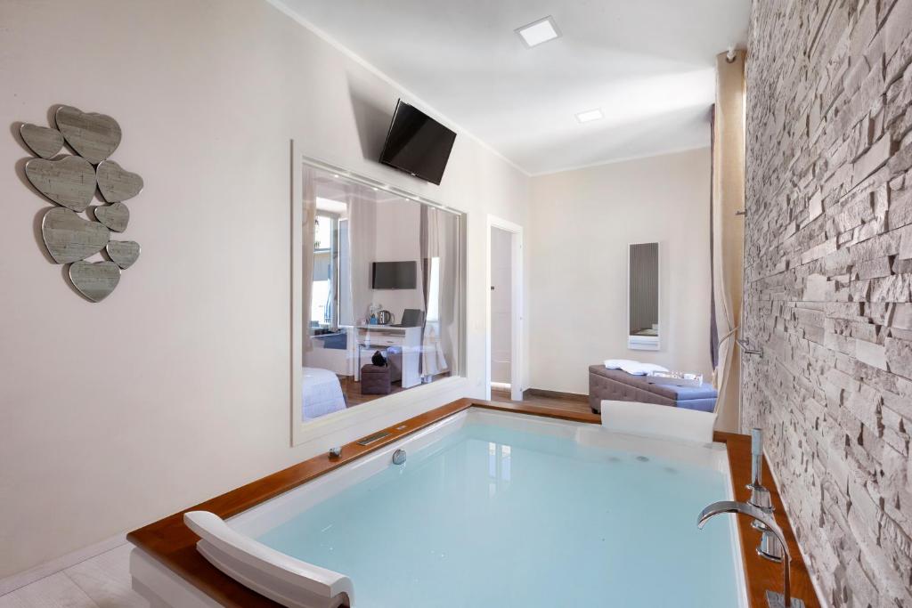 Posteľ alebo postele v izbe v ubytovaní Emma luxury room