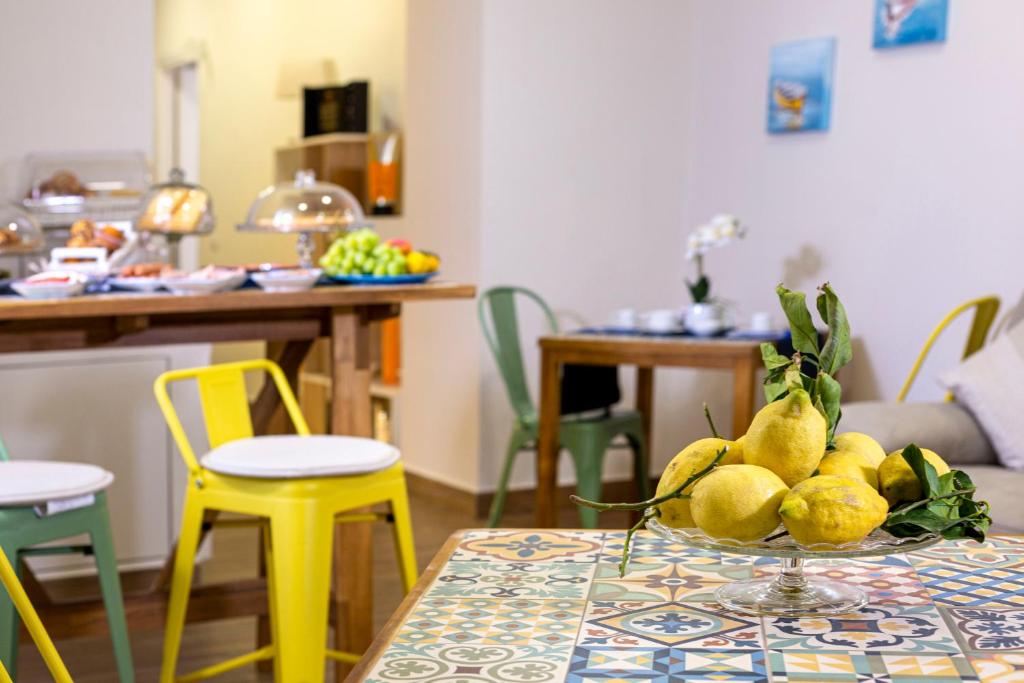 Jedlo v ubytovaní bed & breakfast alebo blízkom okolí