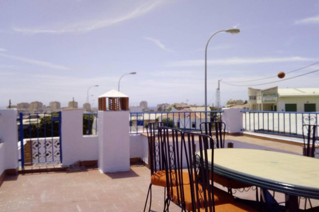Balkón alebo terasa v ubytovaní Fabulosa casa de Vacaciones junto al mar