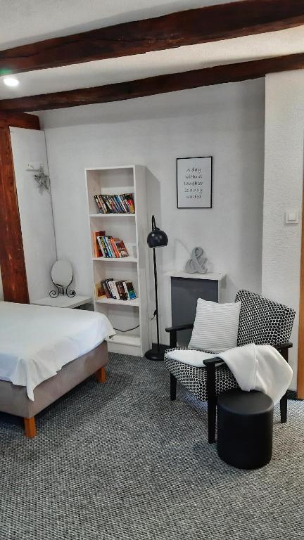 Maksimilian Osijek - 17