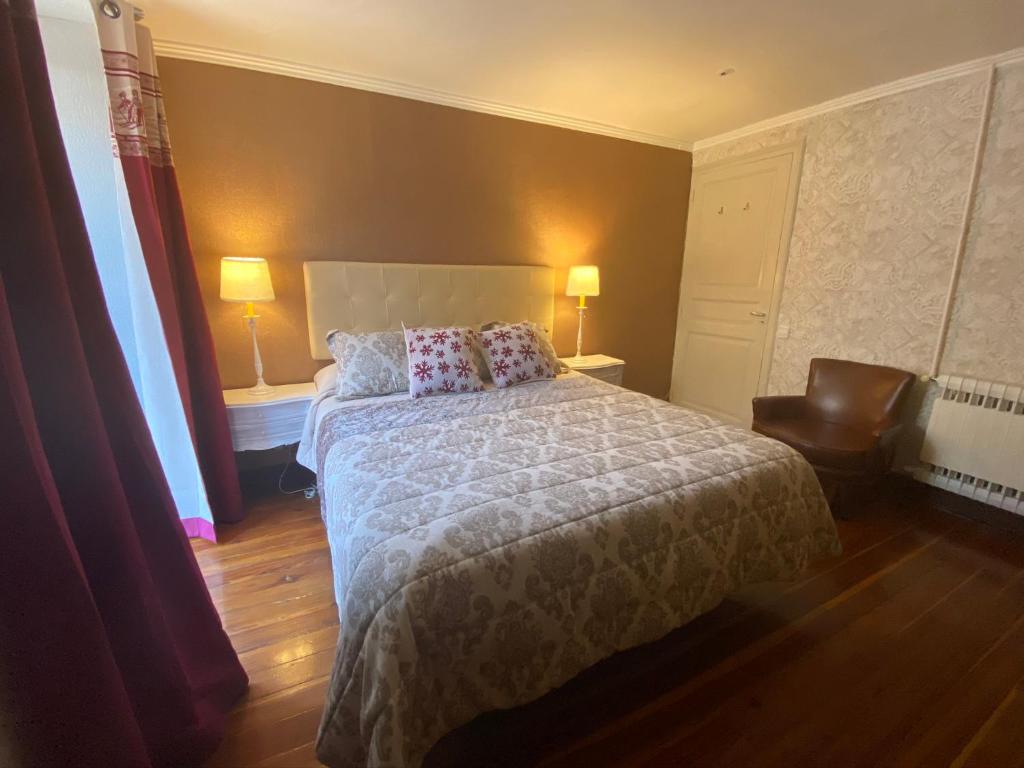 Postel nebo postele na pokoji v ubytování Apartamento Dúplex Llivia