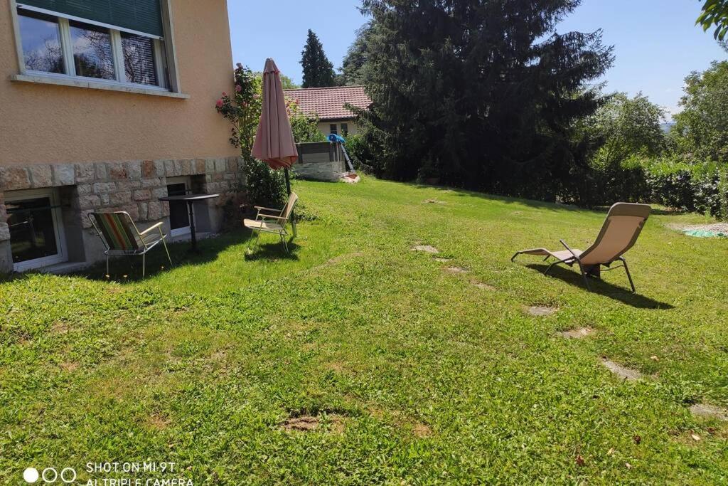 Zahrada ubytování Appartement 1 pièce entresol 30 m2 proche du centre et bain thermal