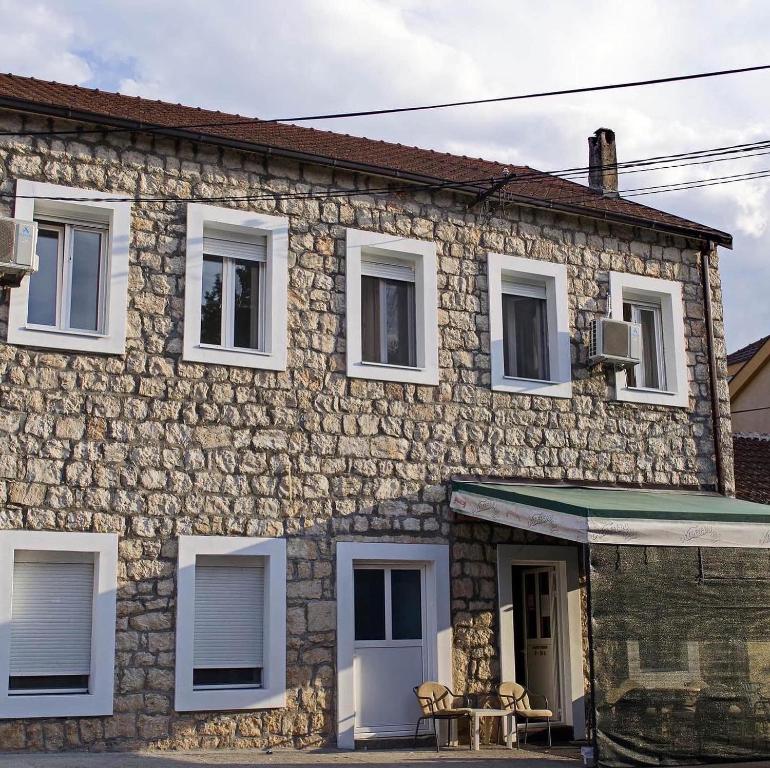 Budova, kde se bed and breakfast nachází