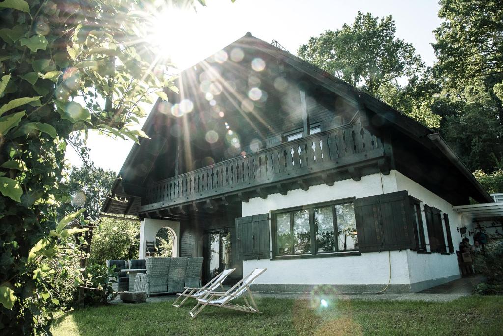 Garður fyrir utan Ferienhaus im Weingarten