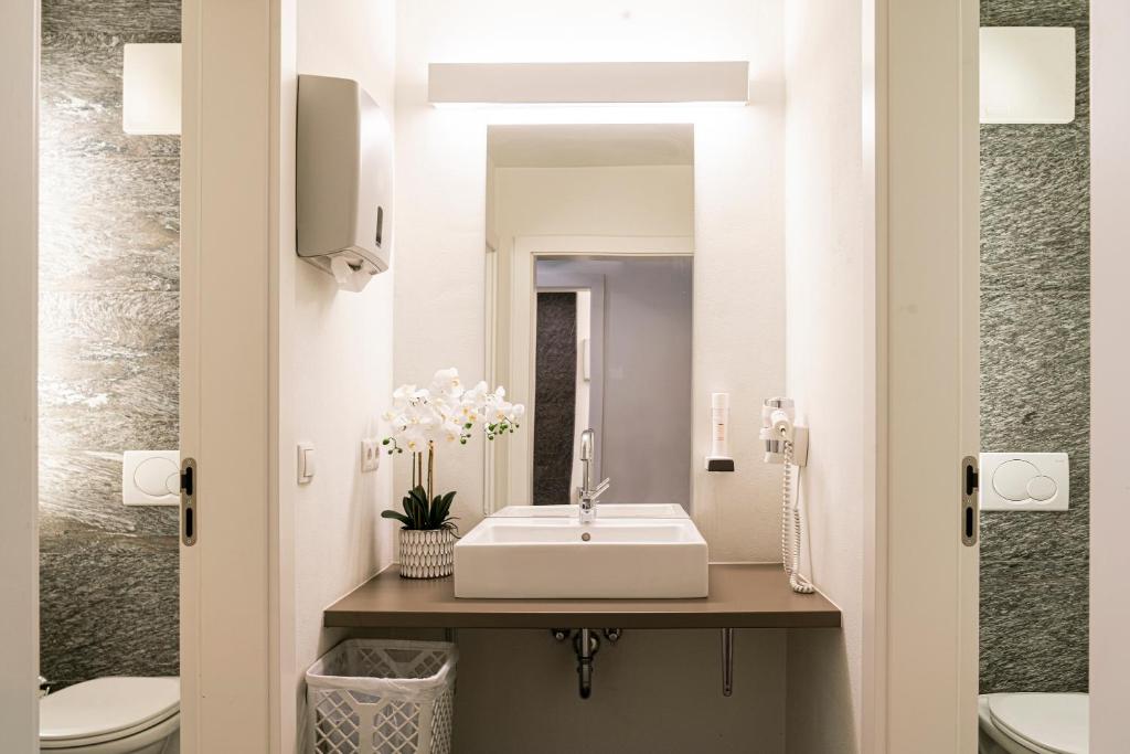 A bathroom at Tauernresidence Radstadt by ALPS RESORTS