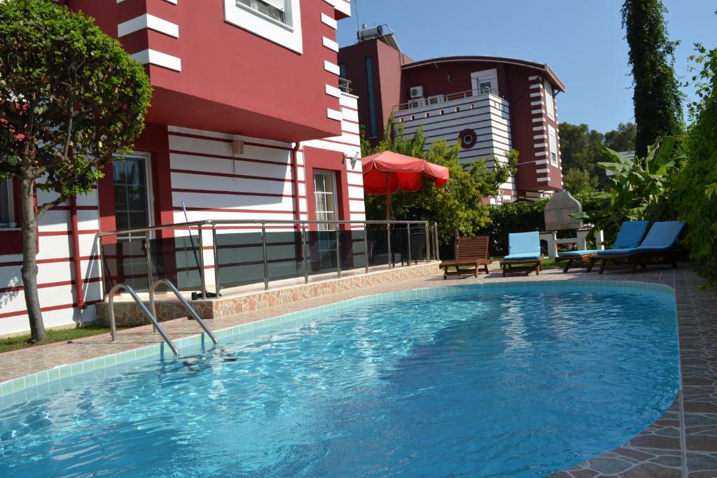 Πισίνα στο ή κοντά στο Antalya belek private villa private pool 4 bedrooms close to beach park - land of legends