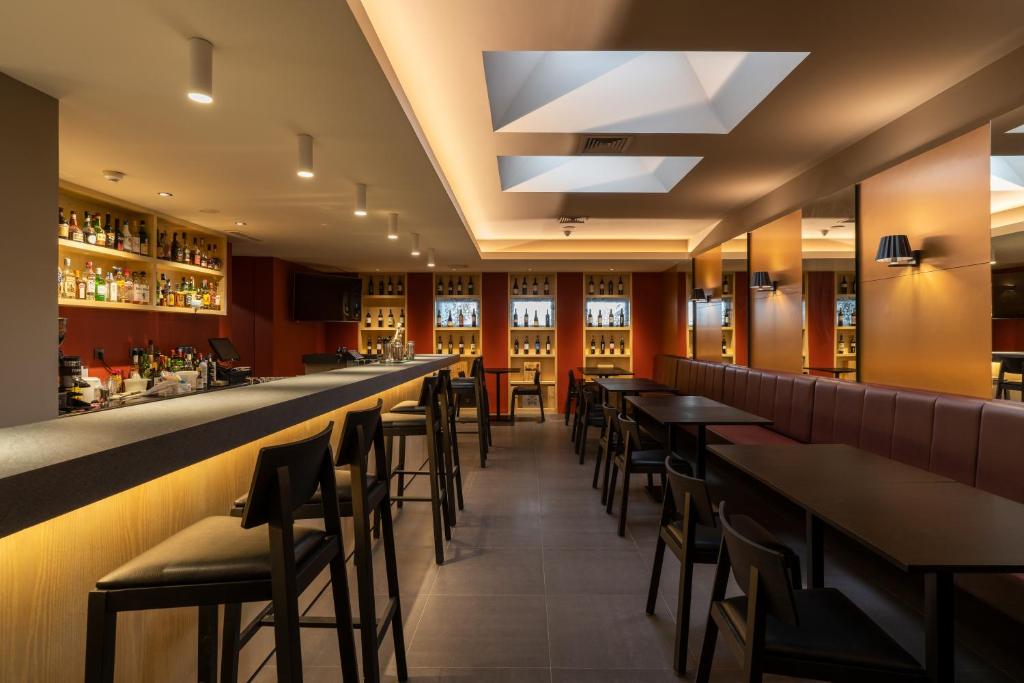 Hotel Girassol - Suite Hotel - Resim 11