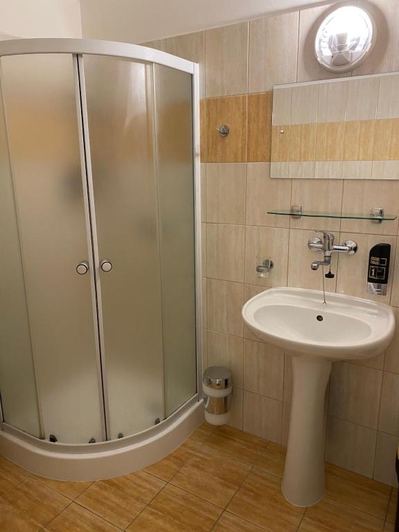 Koupelna v ubytování Hotel Praděd Rýmařov
