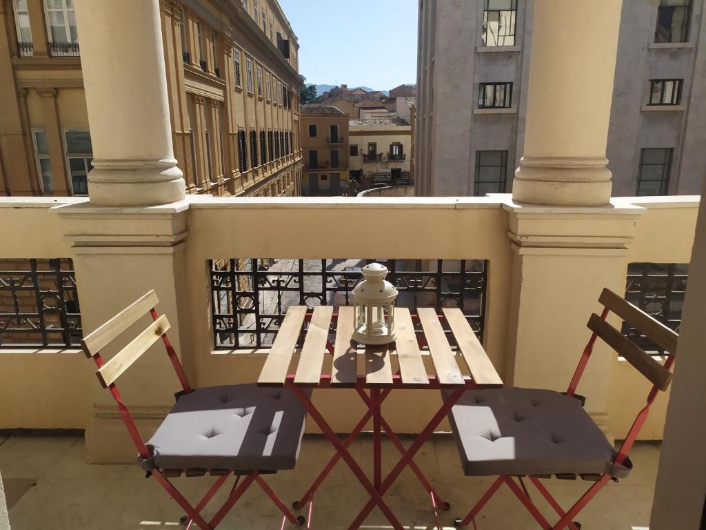Balkon lub taras w obiekcie Via Roma 315 Bed and Breakfast