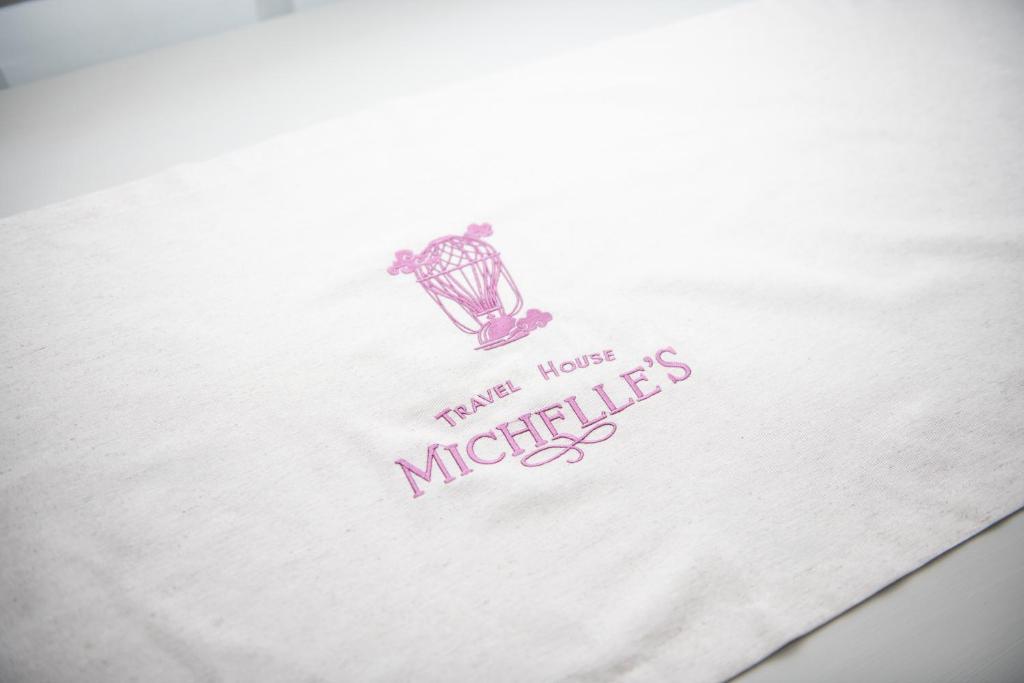 Certifikát, hodnocení, plakát nebo jiný dokument vystavený v ubytování MicheLLe's