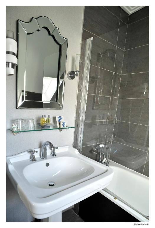 Hotel De La Treille - Resim 28