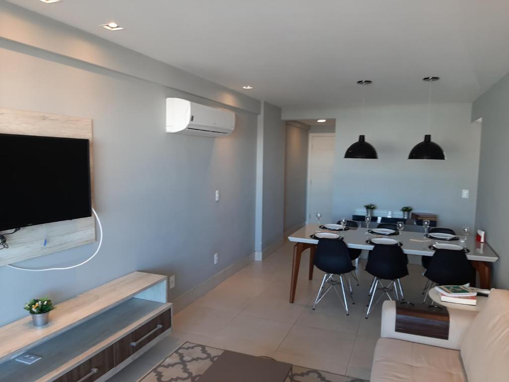  Adorável Apartamento com duas suites