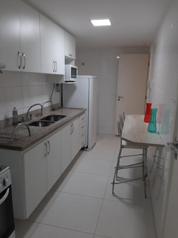  Adorável Apartamento com duas suites