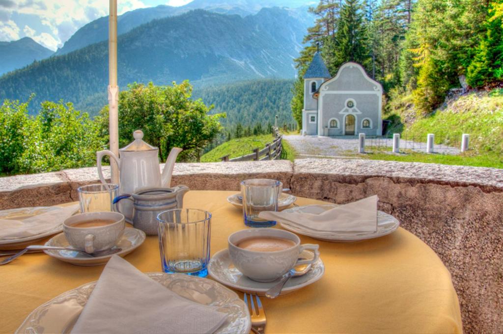 Nespecifikovaný výhled na hory nebo výhled na hory při pohledu z bed and breakfast