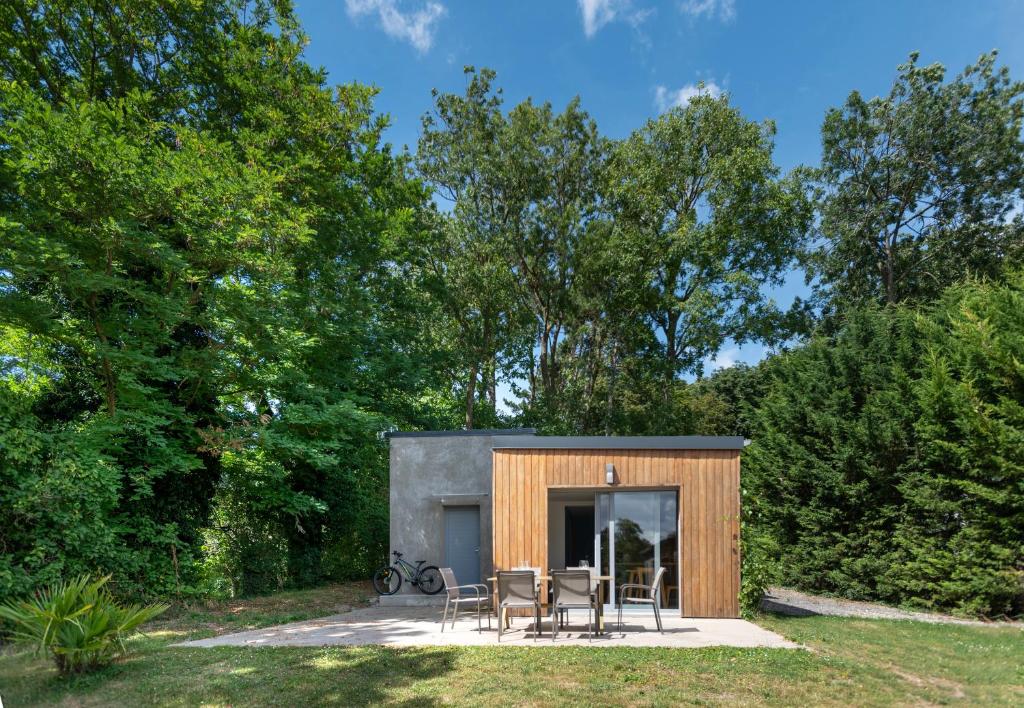 une petite chambre d'oligopole olithiolithique olithiolithique olithiolithique, présentant dans l'établissement le chalet, à Airaines