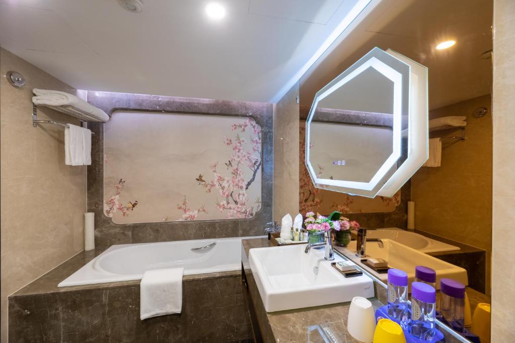 Koupelna v ubytování Hotel Beverly Plaza