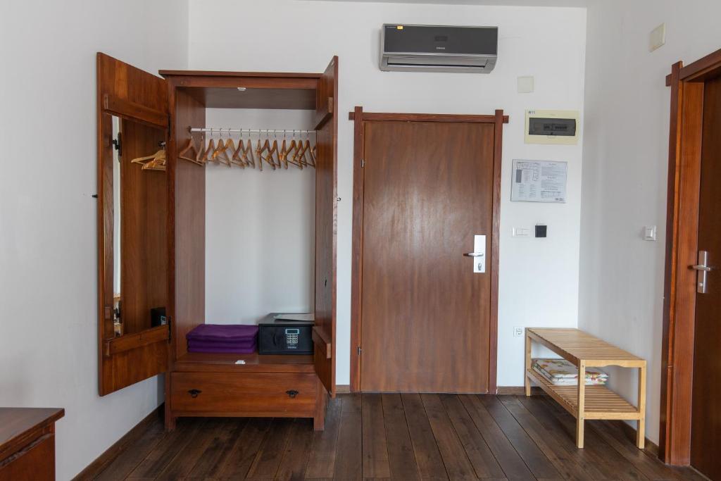 Fotografie z fotogalerie ubytování Hotel Lug v destinaci Osijek