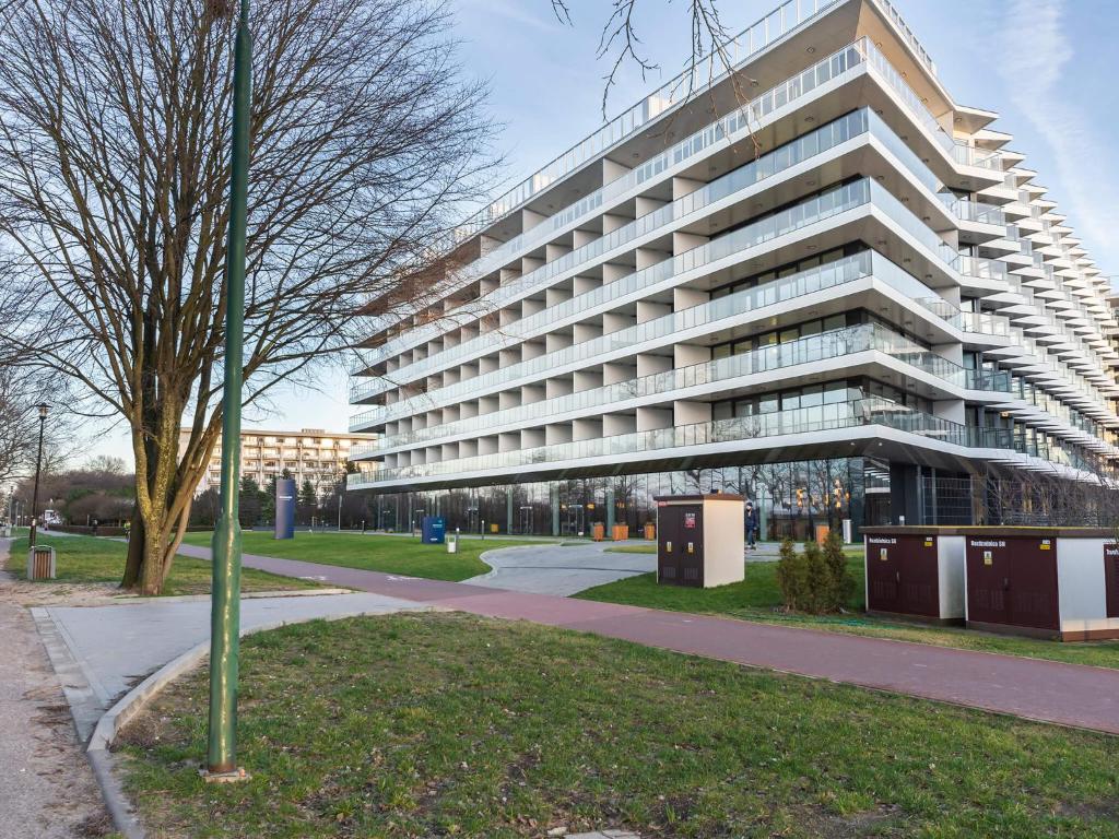 Budova, v ktorej sa apartmán nachádza
