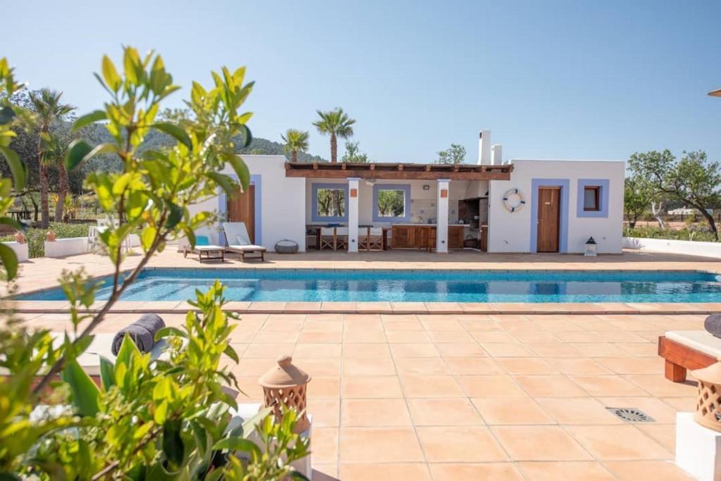 Booking.com: Villa Can Toni d Atzaró , Sant Carles de Peralta ...