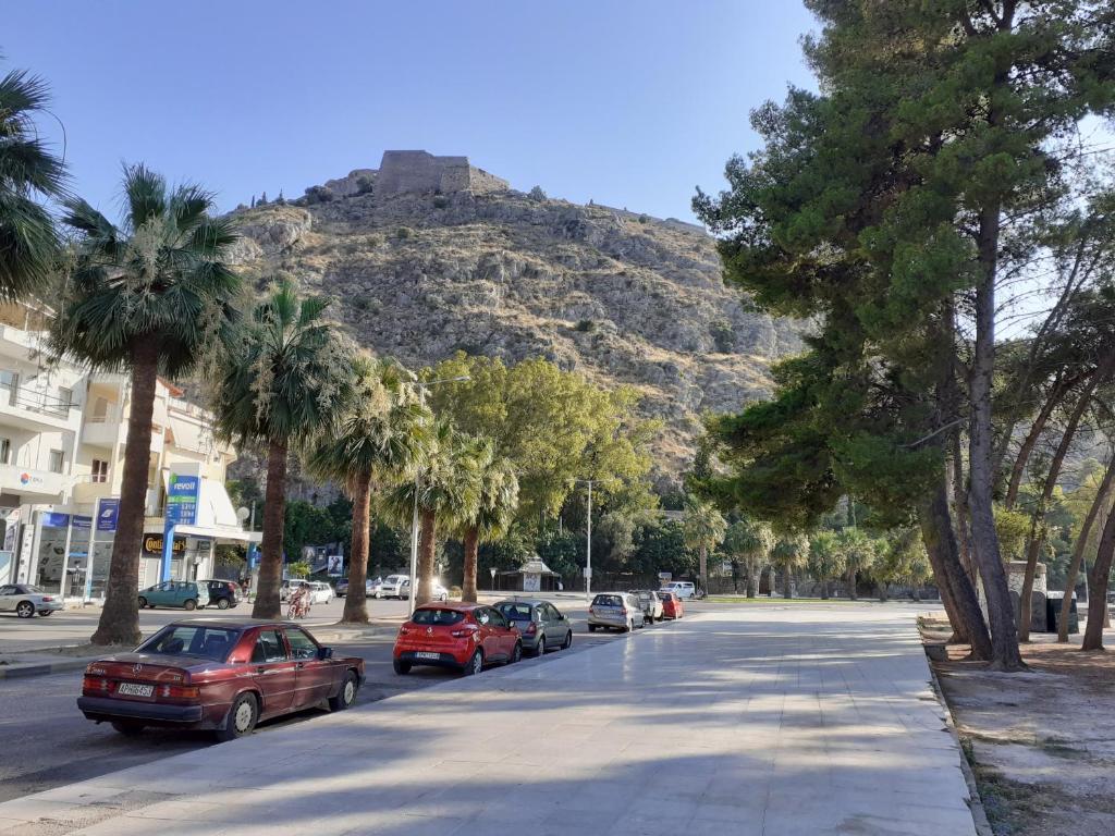 ELENI's House-Near the Old Railway Station - 17