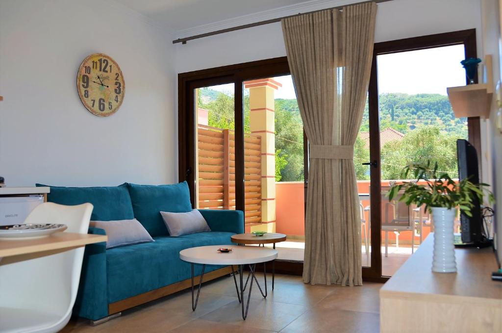 Istumisnurk majutusasutuses Pagiatakis Suites