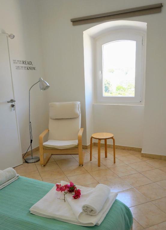 Golden Cliff House - 16