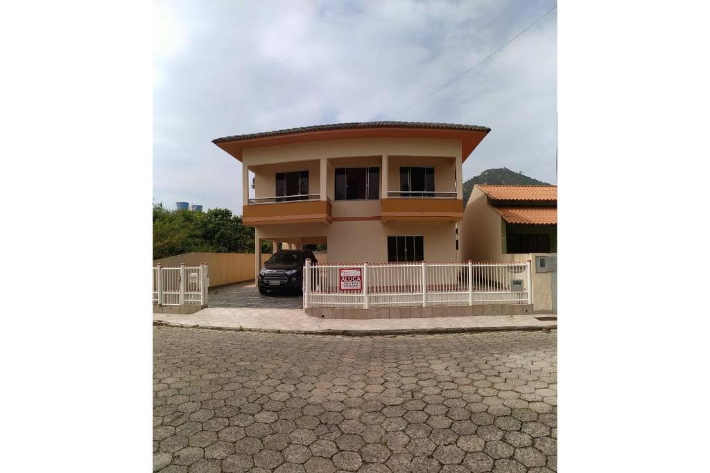  Casa em Bombinhas Canto Grande para 12 pessoas