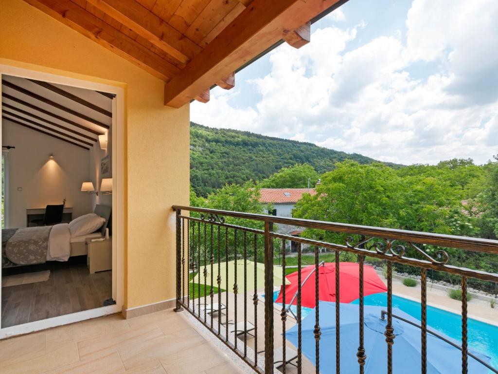 Spacious Retreat with Private Pool