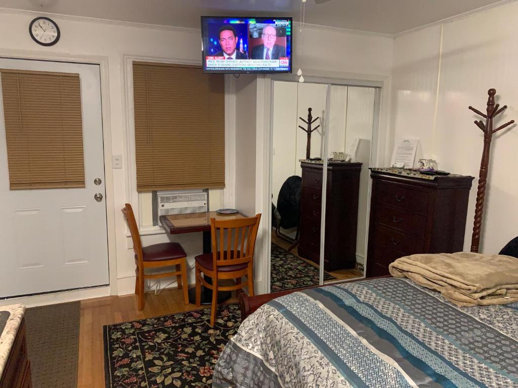 Postel nebo postele na pokoji v ubytování Micosta Leisure Inn