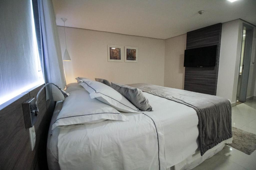  Oscar Hotel Executive