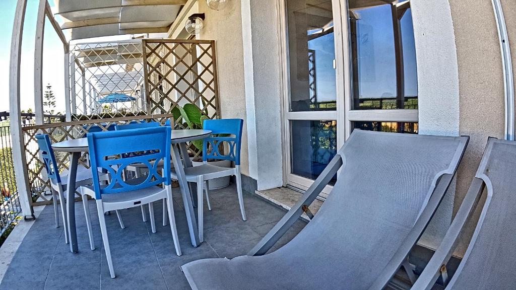 Balkón nebo terasa v ubytování Asinaro Residence - Fronte Mare