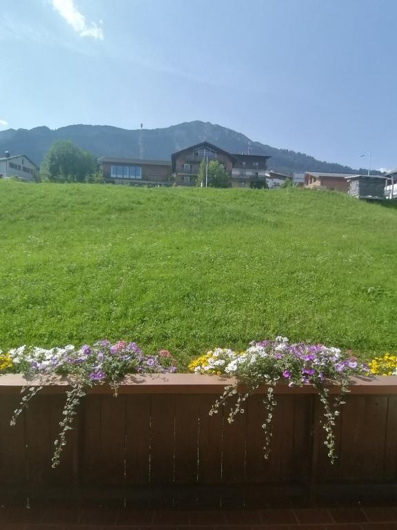 Nespecifikovaný výhled na hory nebo výhled na hory při pohledu z apartmánu