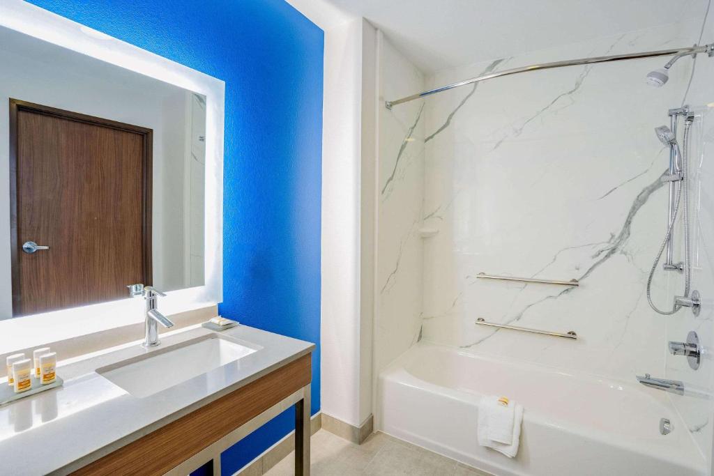 La Quinta Inn & Suites Katy-Mills by Wyndham Katy - Queen Room Met Twee Queensize Bedden - Niet -roken