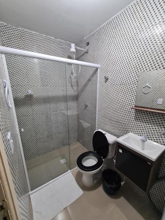  Kitão com quarto 50mts do mar