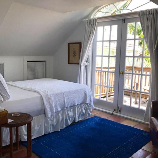 Postel nebo postele na pokoji v ubytování Key West Bed and Breakfast